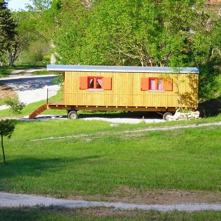 Hébergement de vacances Les Roulottes De Majou *